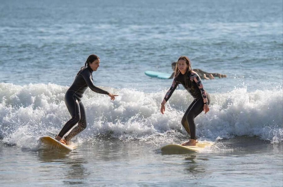 Lisbon Surf Guide - Surf class & Pick Up - The 1.5 hours of surfing, where conditions decide everything