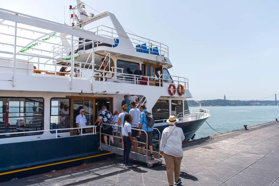 Lisbon: Tagus River Boat Tour with One Drink Included - Audio Guide Style: Self-Guided, So Use It Early