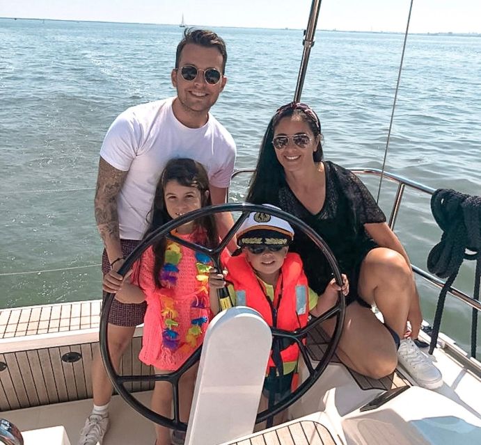Lisbon: Tagus River Cruise, Morning, Day, Sunset, or Night - Stop-by-stop: what you’ll see from the water (and what to expect)