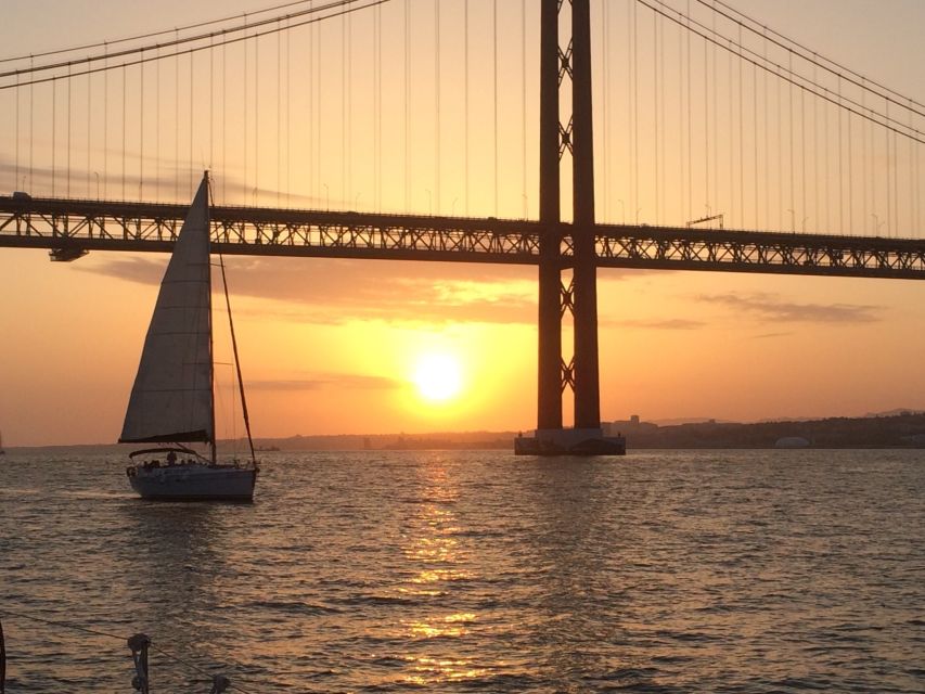 Lisbon: Tagus River Cruise, Morning, Day, Sunset, or Night - Price and value: what $25 buys you in real terms