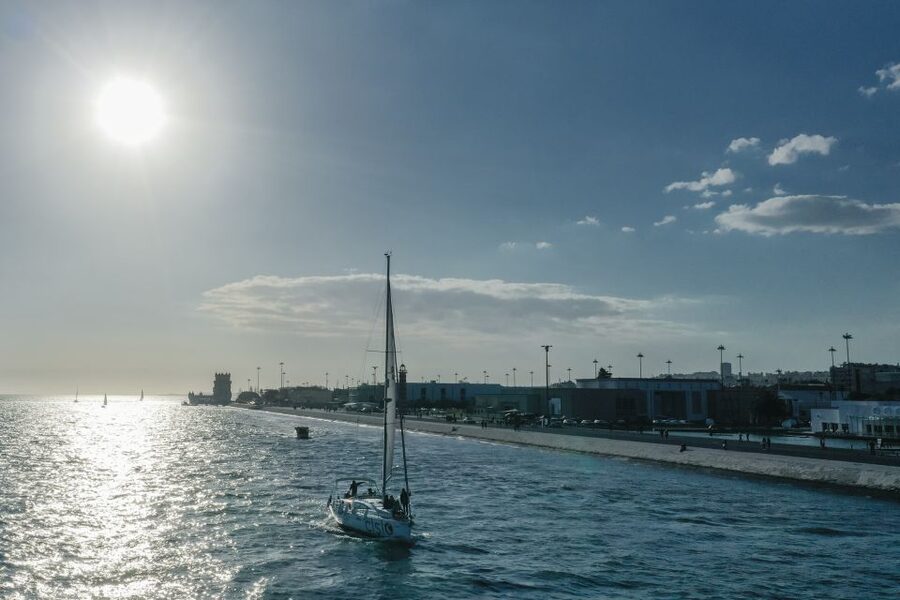 Lisbon: Tagus River Sailboat Tour - Two Hours on the Tagus: How the Ride Usually Feels