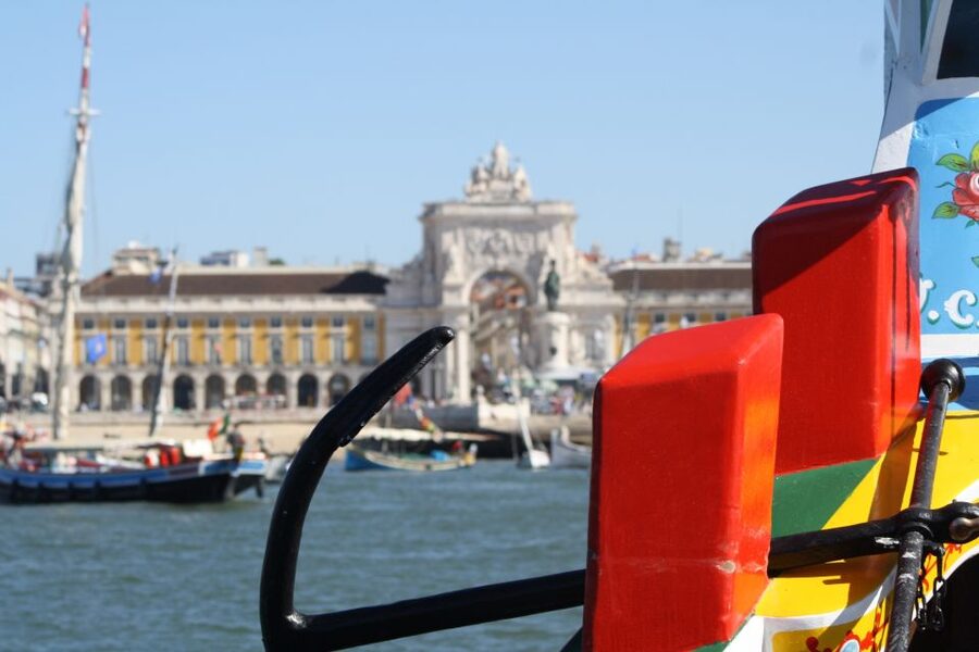 Lisbon: Tagus River Sunset Cruise in a Traditional Vessel - Key things that make this cruise special