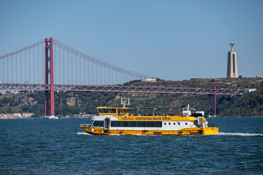 Lisbon: Tagus River Yellow Boat Cruise - Key points you should know
