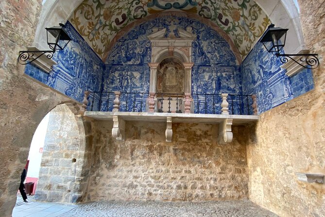 Lisbon to Fatima/Batalha/Nazare & Obidos guided tour 8pax group - Batalha Monastery: Gothic Grandeur With Limited Time