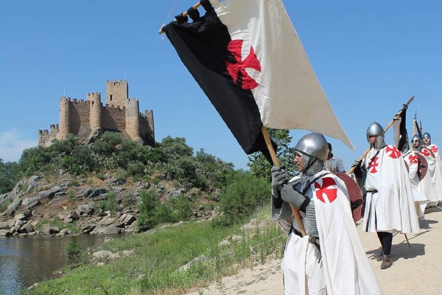 Lisbon: Tomar and Almourol Knights Templar Tour - Almourol Castle: A Templar Fort on an Island in the Tagus
