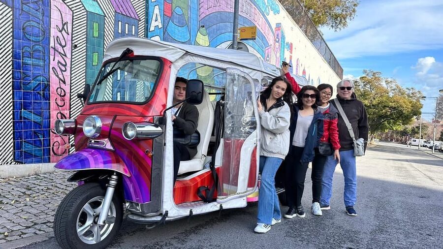 Lisbon Tour With Tuktuk - Why This Tuk Tuk Loop Works So Well in Lisbon