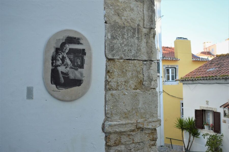 Lisbon: Walking Tour in the Center (Max 12 Participants) - Rua Augusta Arch and finishing by Praça do Comércio, right at the water