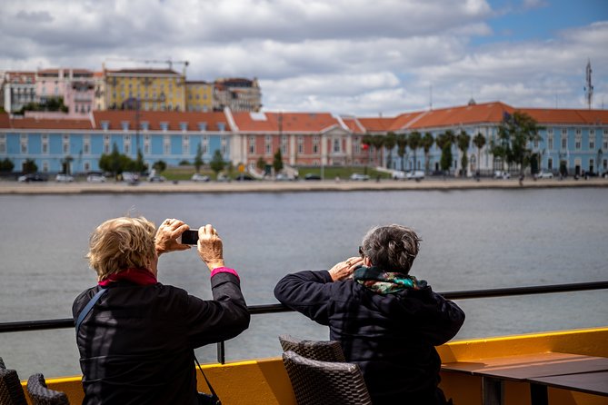 Lisbon Yellow Boat River Hop-On Hop-Off Tour - Lisbon Yellow Boat: The simple way to turn the river into a sightseeing plan