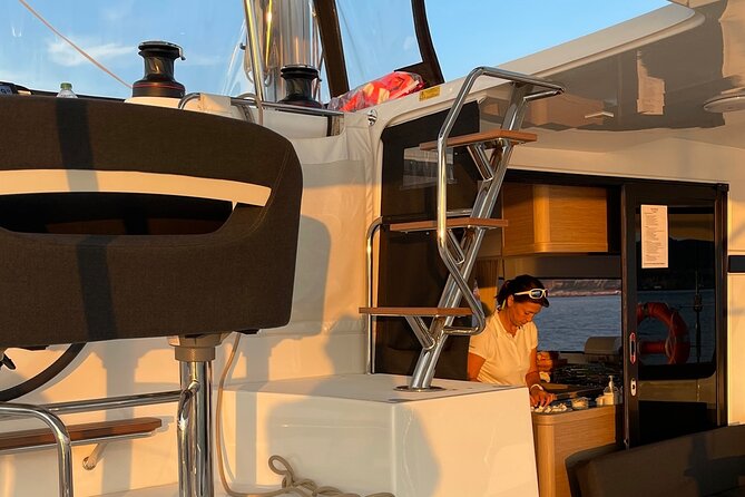 LUXURY Catamaran Sunset and Wine cruise - Price and value: what $82.27 includes and why it can be fair