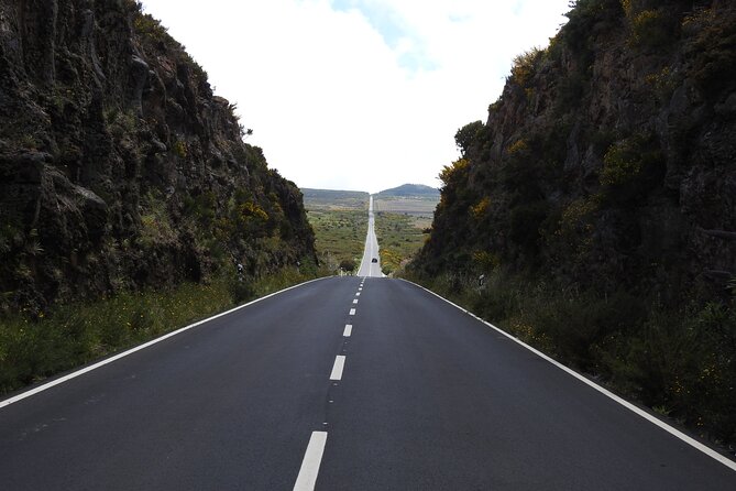 Madeira 4x4 Jeep Safari : Porto Moniz, Lava Pools & Fanal Forest - Porto Moniz lunch and lava pools: the heart of the west
