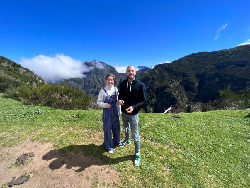 Madeira: Full-Day Jeep Tour with Guide and Pickup - São Vicente Coast and the Véu da Noiva Stop
