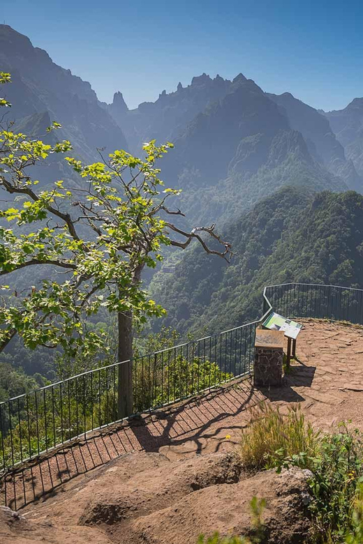 Madeira Funchal:East Tour Pico Arieiro & Santana&Laurissilva - From hotel pickup to first viewpoints, the day starts efficiently