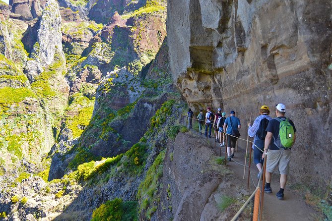 Madeira Peaks - Mountain Walk - Pico Ruivo: the highest peak moment, plus the part that tests your nerves