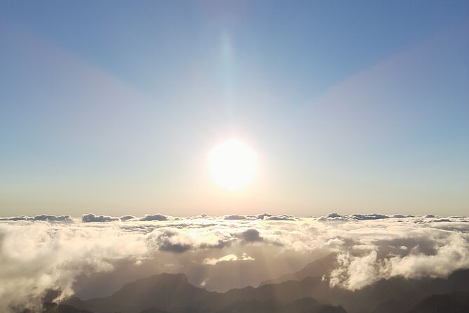 Madeira Pico do Arieiro Sunrise Tour - Pickup and cold-weather reality: what you need to bring