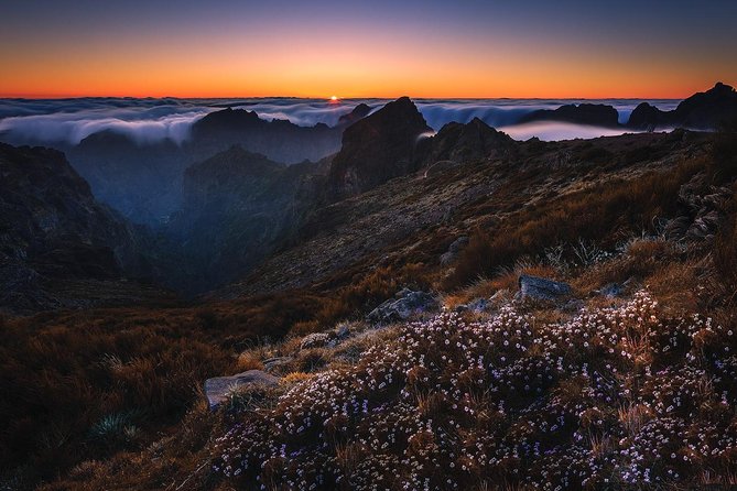 Madeira Top Sunrise - What to pack for a chilly high ridge