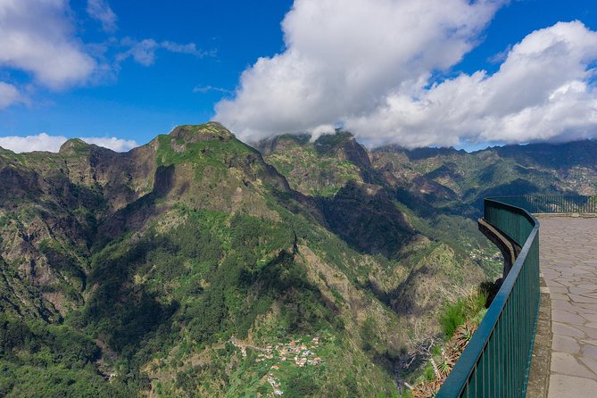 Madeira Valley of the Nuns Tour - Eira do Serrado viewpoint, the first big wow