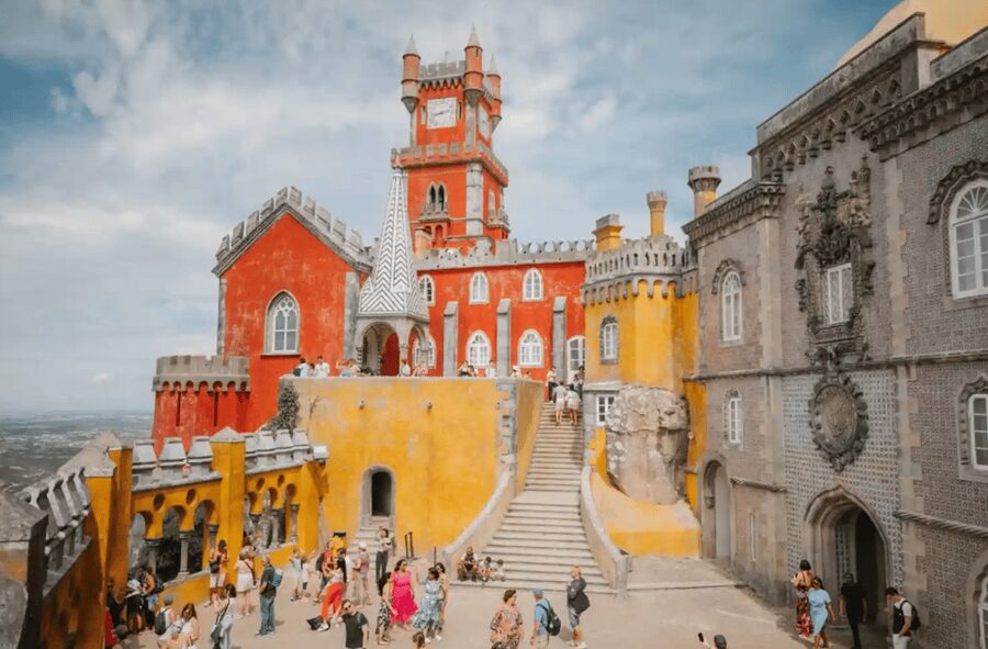 Magical Day Trip: Pena Palace, Sintra, CaboDa Roca & Cascais - Cascais and Boca do Inferno: Seaside Elegance Plus Cliff Theater