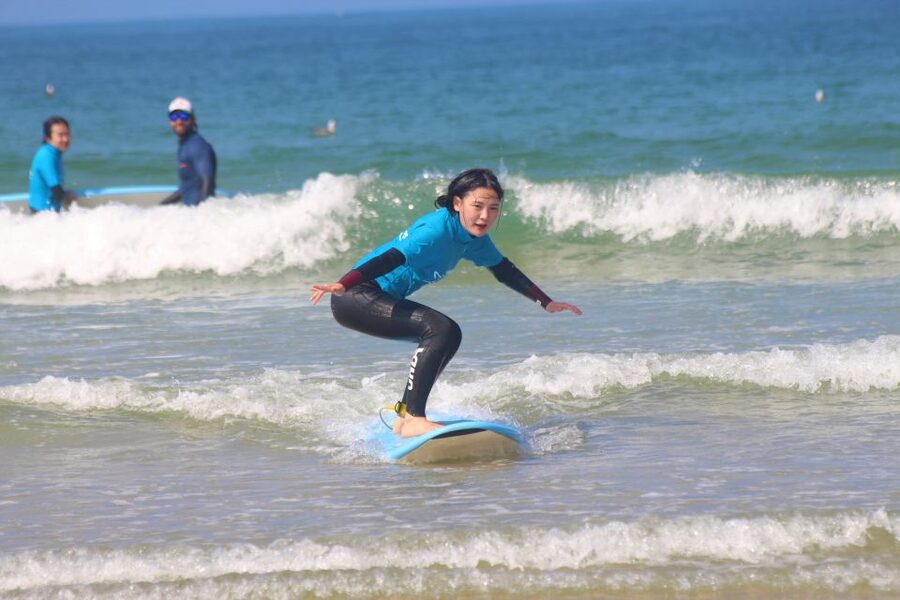 Matosinhos: Surfing Lesson with Equipment - The Lesson Flow in Matosinhos, Briefing to First Wave