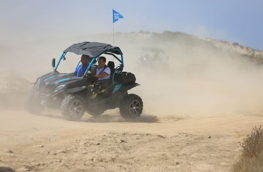 Nazaré: 4x4 Buggy Tour with Guide - How the driving works: licenses, turning instructions, and staying together