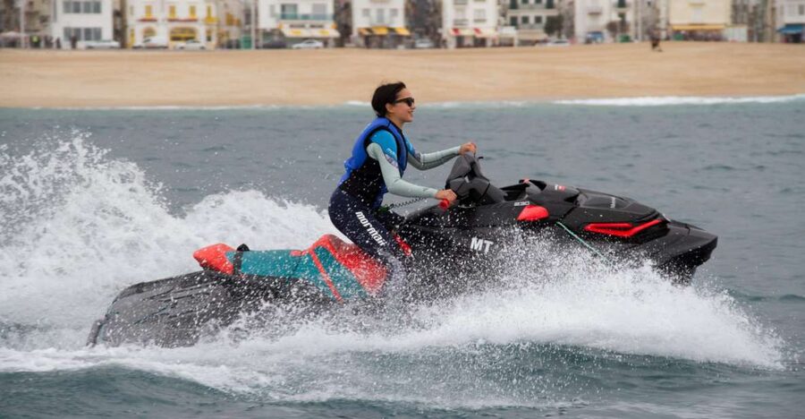 Nazaré: Jet Ski Rental - Where you meet: Porto de Abrigo da Nazaré