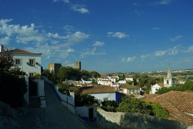 Óbidos: Medieval Tales & Secrets Spots - Castelo de Óbidos: quick climb, big story