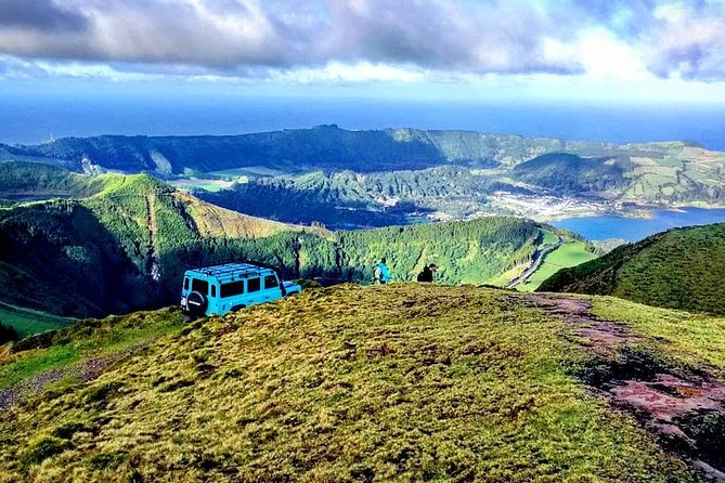 Off the Beaten Track Half Day Sete Cidades Jeep Tour - Igreja de Sao Nicolau: the short comfort stop that adds character