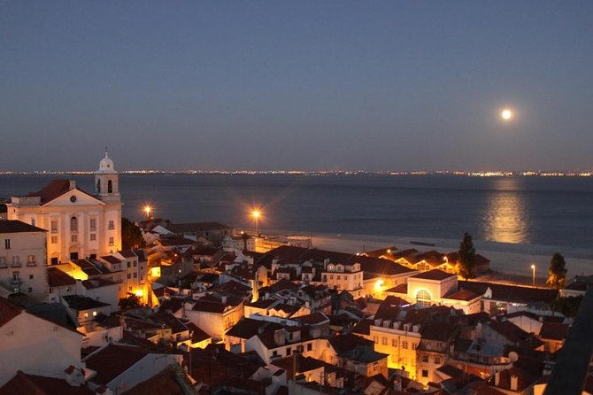 Old Lisbon: Alfama and Sao Jorge neighborhood 3-Hour Walking Tour - Alfama alleys, hidden squares, and the Jewish Quarter connection