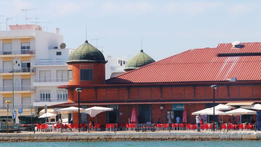 Olhão: 4-Hour Ria Formosa Islands Tour - What the guide adds, beyond the route
