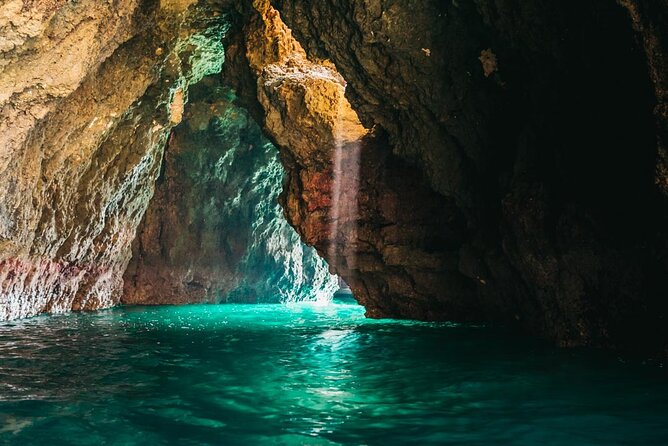 Paddle & Explore: Albufeira SUP Tour - Starting at Praia de São Rafael: meeting point, gear, and first minutes