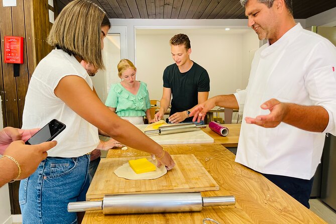 Pasteis de Nata Baking Class from Lisbon - Where the class starts, and how to show up ready