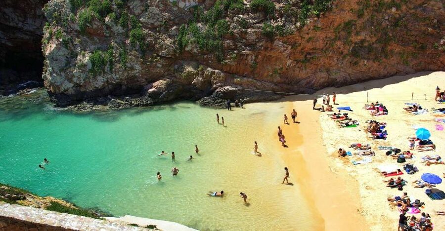 Peniche: Berlengas Island Trip, Hiking and Cave Tour - The glass-bottom cruise: what you’re really seeing below the surface