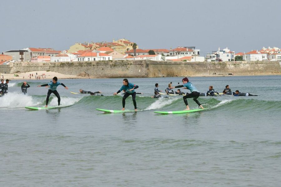Peniche:Surf lessons Beginners ,Intermediate, advance level - Why Peniche is a smart place to learn surf