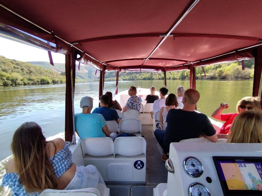 Pinhão: Douro Valley with Wine Tasting, Boat Trip and Lunch - Pinhão train station azulejos and the panoramic photo stop