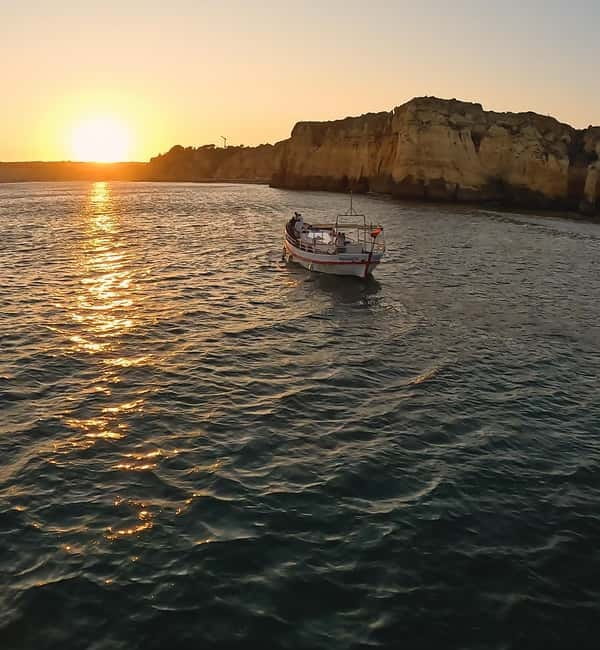 Ponta da Piedade Sunset Cruise from Lagos - Crew Energy, Welcome Drink, and the Small-Boat Feel