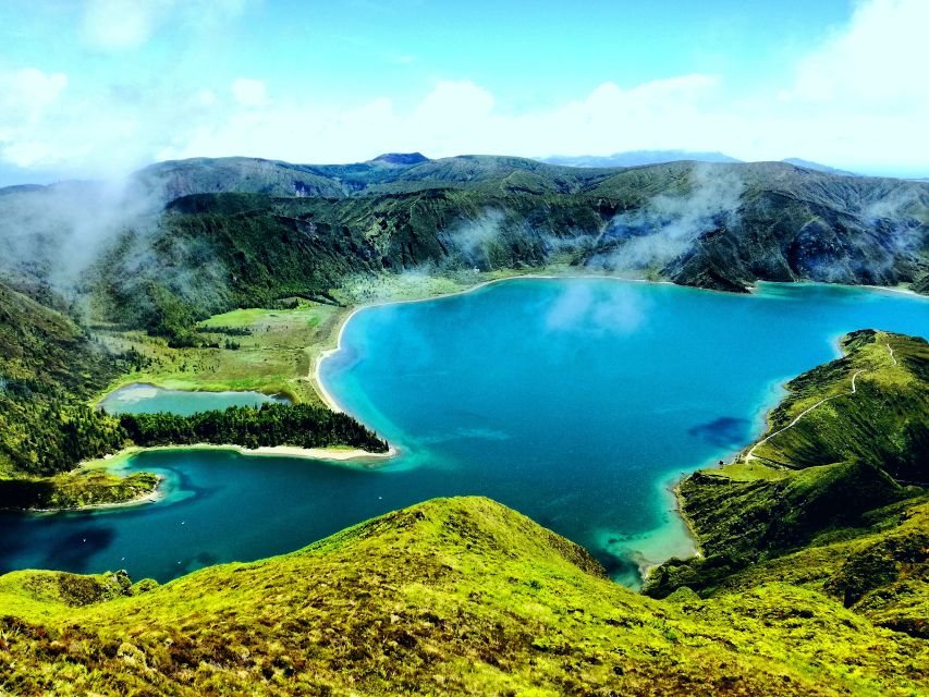 Ponta Delgada: Full-Day Sete Cidades 4X4 Tour with Lunch - São Nicolau church and the crater comfort stop