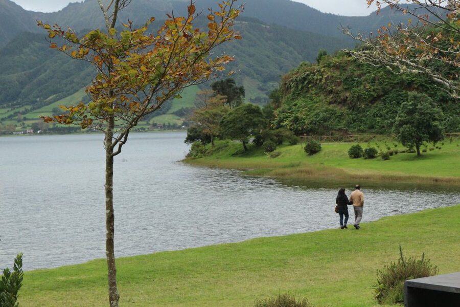 Ponta Delgada: Half-Day 4x4 Sete Cidades Trip - Packing and Comfort Notes That Matter on Crater Ground