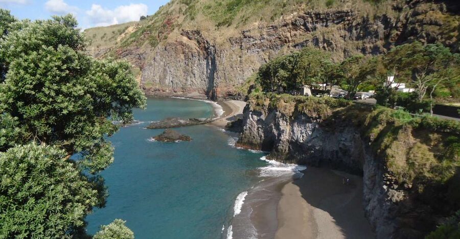 Ponta Delgada: Private Full or Half-Day 4x4 São Miguel Tour - Why a private 4x4 makes São Miguel feel easier