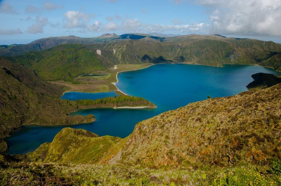 Ponta Delgada: Private Full or Half-Day 4x4 São Miguel Tour - Ribeira Grande and Caldeiras: volcanic activity closer to town life