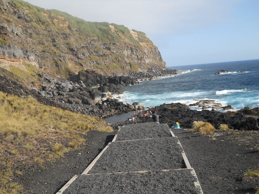 Ponta Delgada: Private Full or Half-Day 4x4 São Miguel Tour - What the 4x4 changes on the ground