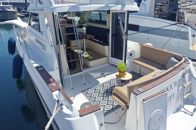 Port : 6 Bridges Cruise , Douro River with Sunset Option - The 6 Bridges Douro route: why the small boat makes sense
