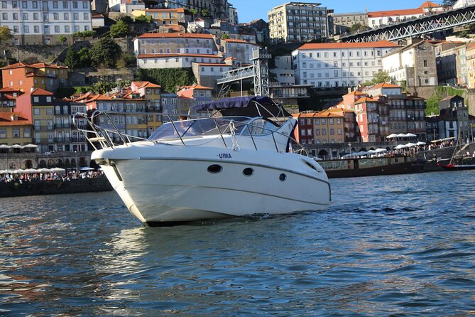 Port : 6 Bridges Private Yacht Cruise with Local Wine & Snacks - Dom Luís I Bridge: The Moment Porto Looks Like a Postcard