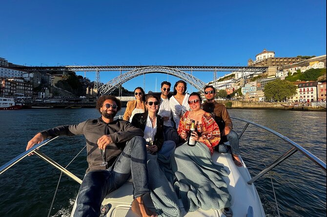 Port : 6 Bridges Private Yacht Cruise with Local Wine & Snacks - Wine, Drinks, and What the Pricing Really Buys