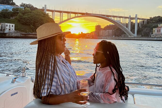 Port : 6 Bridges Private Yacht Cruise with Local Wine & Snacks - Weather and Timing: When the River Changes the Plan