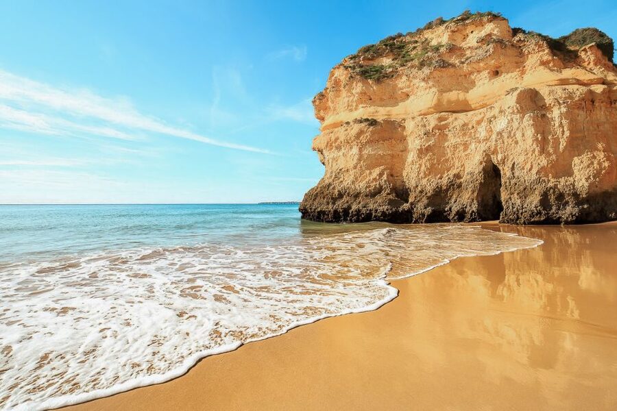 Portimão: Benagil Cave and Praia de Marinha Boat Tour - Diesel-Free Boats and Life Jackets: Comfort and Safety That Matter in the Caves