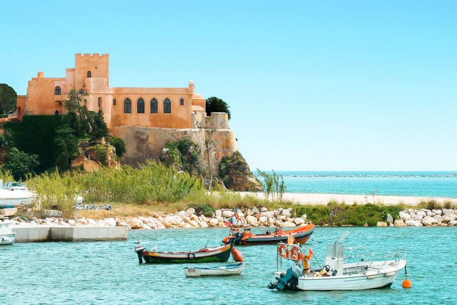 Portimão: Benagil Cave and Praia de Marinha Boat Tour - Meeting Point in Portimão: Where You Go, What You Look For, and Why Timing Matters