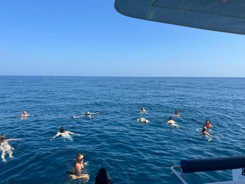 Portimão: Benagil Caves & Golden Coast Eco Catamaran Tour - Getting to Portimão Marina and finding the pier fast