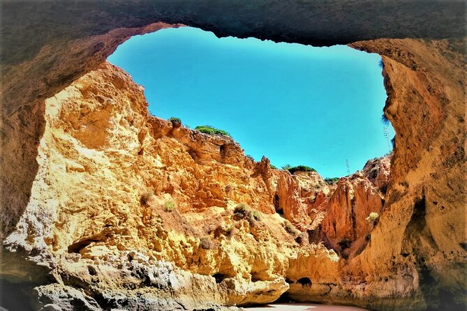 Portimão: Benagil Caves Speedboat Tour - Boat comfort and visibility, what to expect and how to choose smart