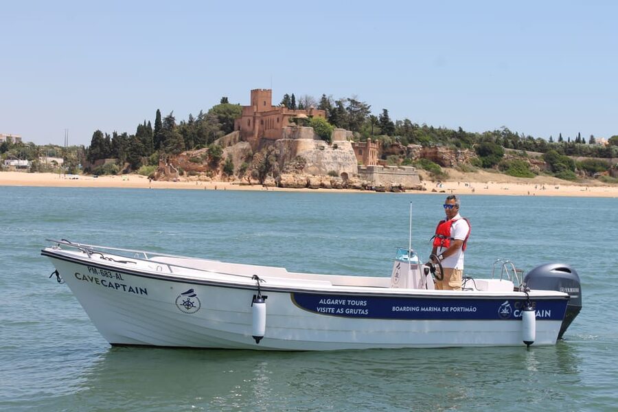 Portimão: Caves, Benagil and Algarve Coastline Boat Tour - Who this Benagil and caves tour is best for