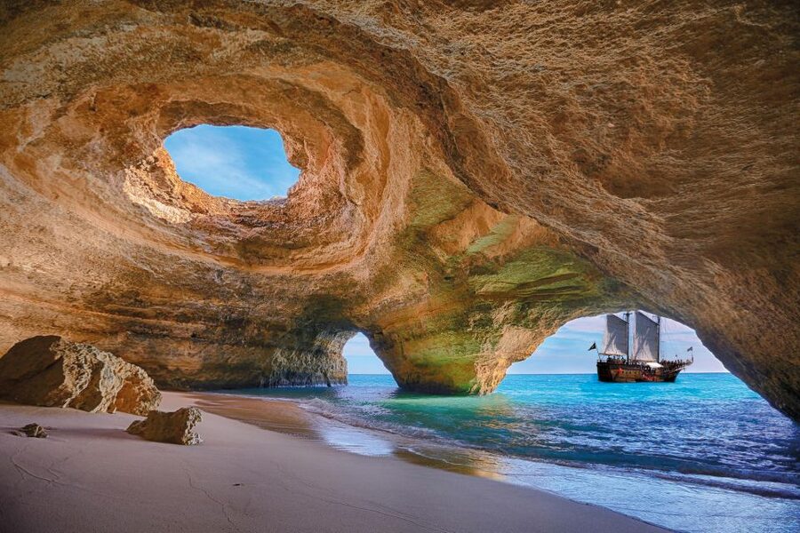 Portimão: Pirate Ship Cave Cruise - How the Small-Boat Cave Tour Works at Benagil and Marinha Beach