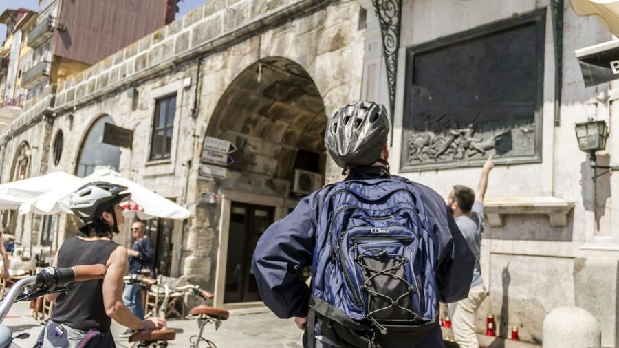 Porto: 3-Hour Bike Tour - Streetart to the river: setting the tone with Mira and the waterfront